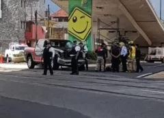 Impacta el tren a unidad de respuesta rápida de bomberos de Orizaba; reportan solo daños materiales.