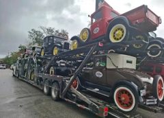 Roban tráiler tipo Madrina cargado de autos de Colección o Clásicos de la FORD, fue en el tramo Veracruz -Puebla.