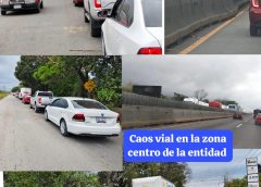 Arman caos los transportistas durante bloqueo carretero en Rancho Trejo, Amatlán de los Reyes.