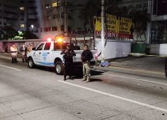 Conductor en presunto estado de ebriedad atropella y m4t4 a vigilante en Boca del Río, Veracruz.