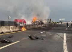 Reportan se accidenta pipa y explota en carretera México-Veracruz; saldo una persona fallecida y otra más herida