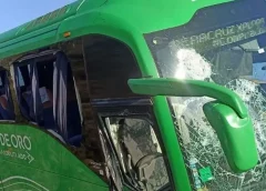 Un saldo de tres lesionados deja volcadura de autobús en carretera de Perote; procedía de Acapulco.