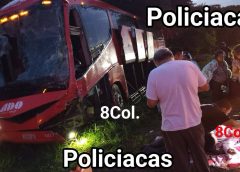 Se registra choque por alcance entre ADO y camión de carga en autopista Isla-Tinajas, km 60 +500; hay heridos.