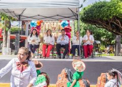 Yanga conmemora el inicio de la Independencia de México con acto cívico y desfile.