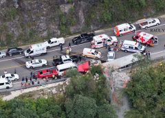 ¡TRAGEDIA EN CHIAPAS! TRÁILER EMBISTE A MÁS DE 10 VEHÍCULOS; BOMBERO PIERDE LA V1D4 MIENTRAS AUXILIABA.