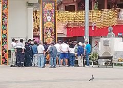 Ciudadanos de Cuitláhuac se manifiestan pacíficamente contra la expansión de parquímetros y exigen que mejor hagan obras prioritarias.
