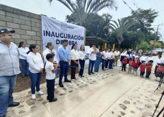 **¡ALBERTO URCINO CUMPLE COMPROMISO CON CHAVAXTLA! INAUGURA PRIMERA ETAPA DEL CAMINO A PEREGRINA**